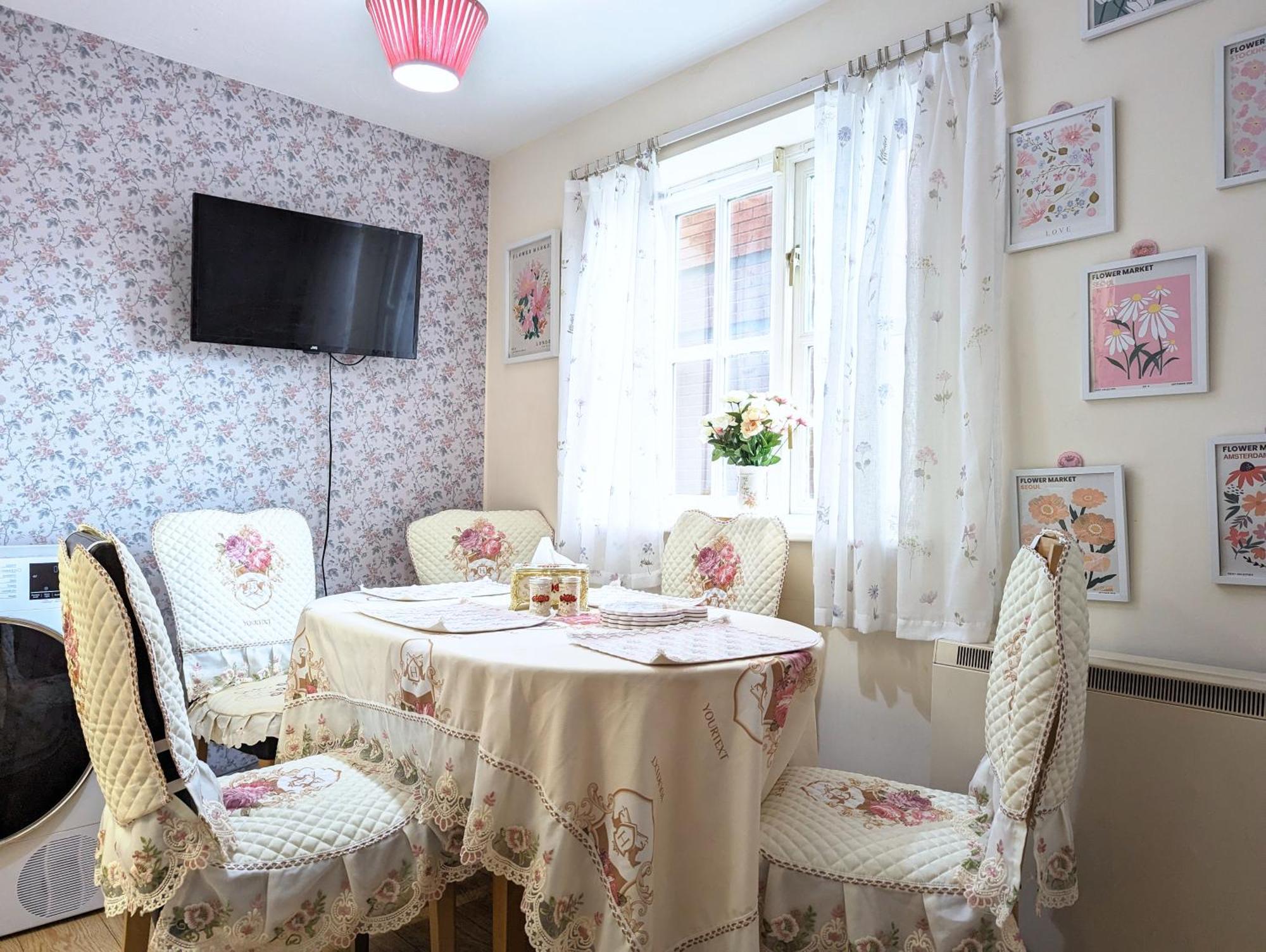 City Centre Vintage Theme Guest Rooms Free Parkin Liverpool Exterior photo