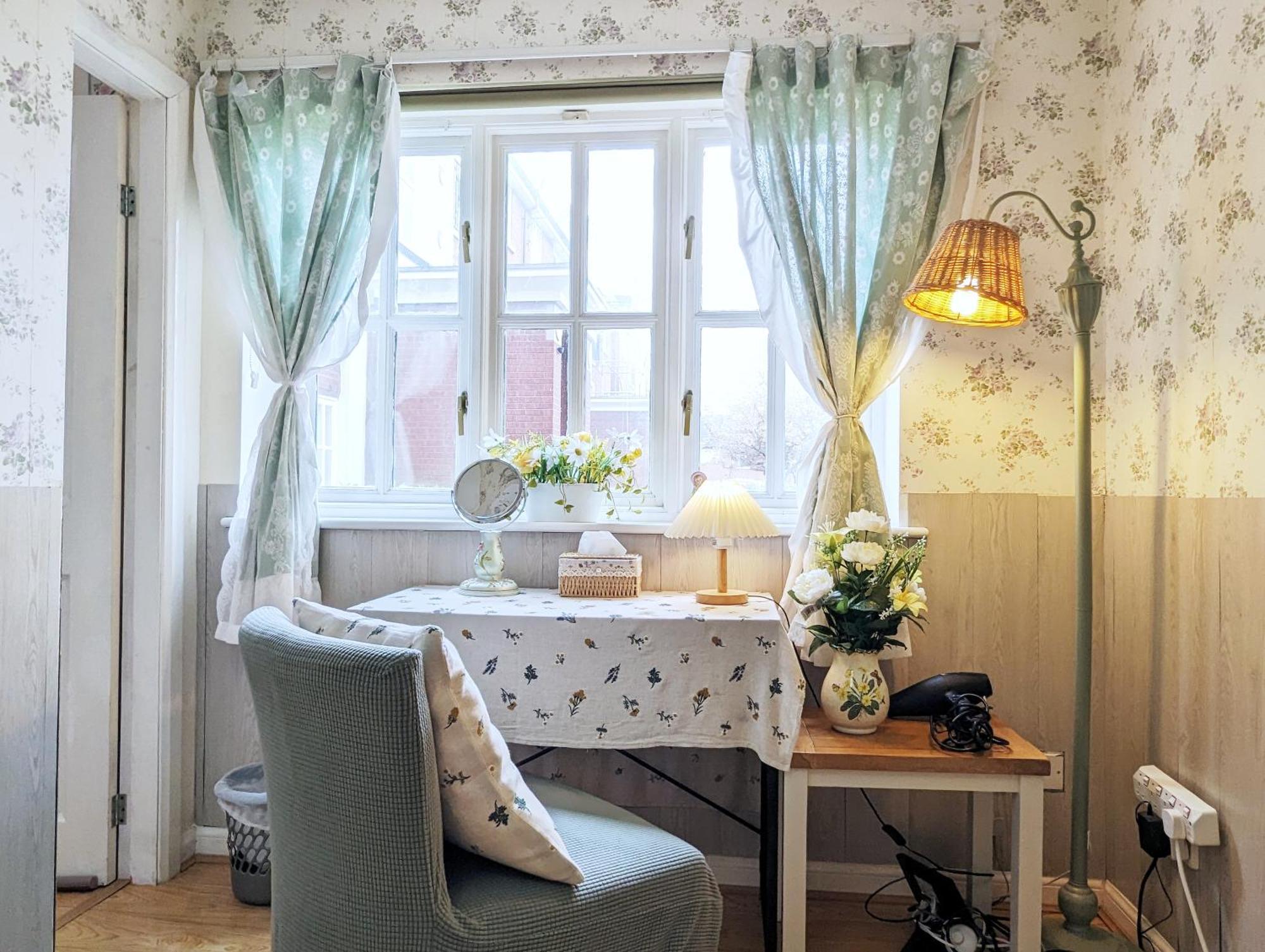 City Centre Vintage Theme Guest Rooms Free Parkin Liverpool Exterior photo