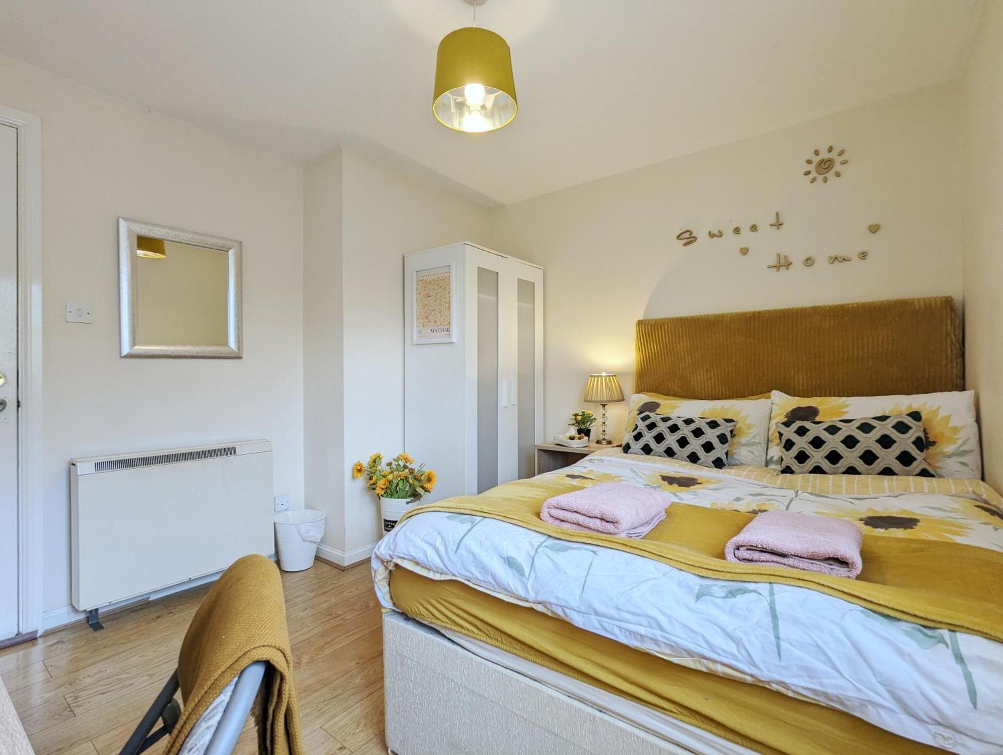 City Centre Vintage Theme Guest Rooms Free Parkin Liverpool Exterior photo